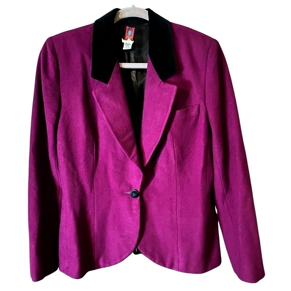 Vintage Anne Klein Women’s Fuchsia Purple Wool Velvet Collar Button Blazer Sz 8